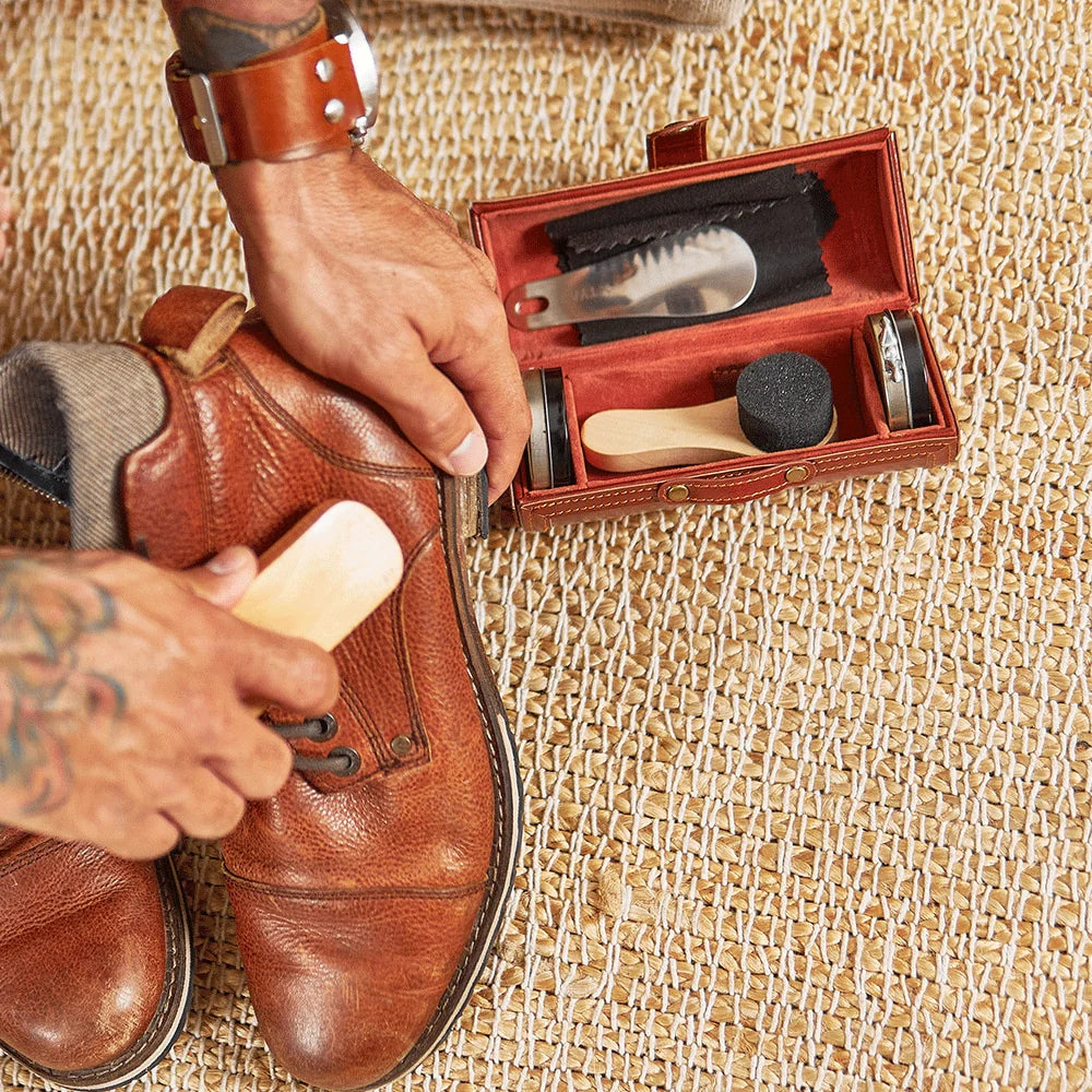 Gentlmans Shoe Shine Kit (6 pcs)