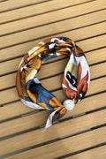 Pearl fasten neck tie prairie