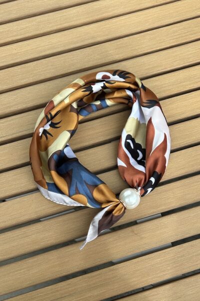 Pearl fasten neck tie prairie