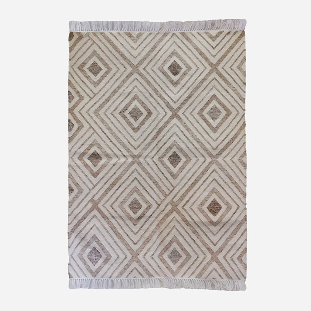 Indoor/Outdoor Sandstone & Ivory Aztec Rug