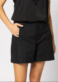 Co op Short - Black