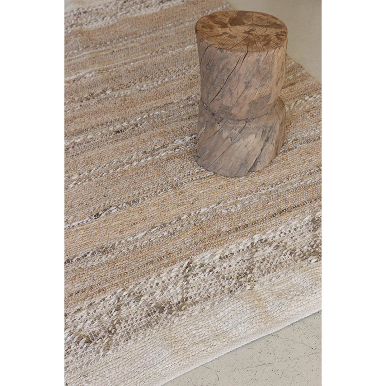 Loom woven earth ivory rub 80%jute 20% cotton 180x120