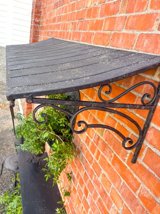 French black canopy