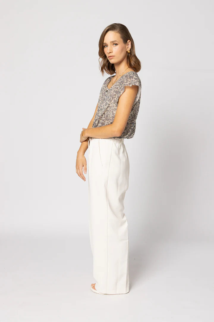 Tea Time Top - Silver Cloud 12