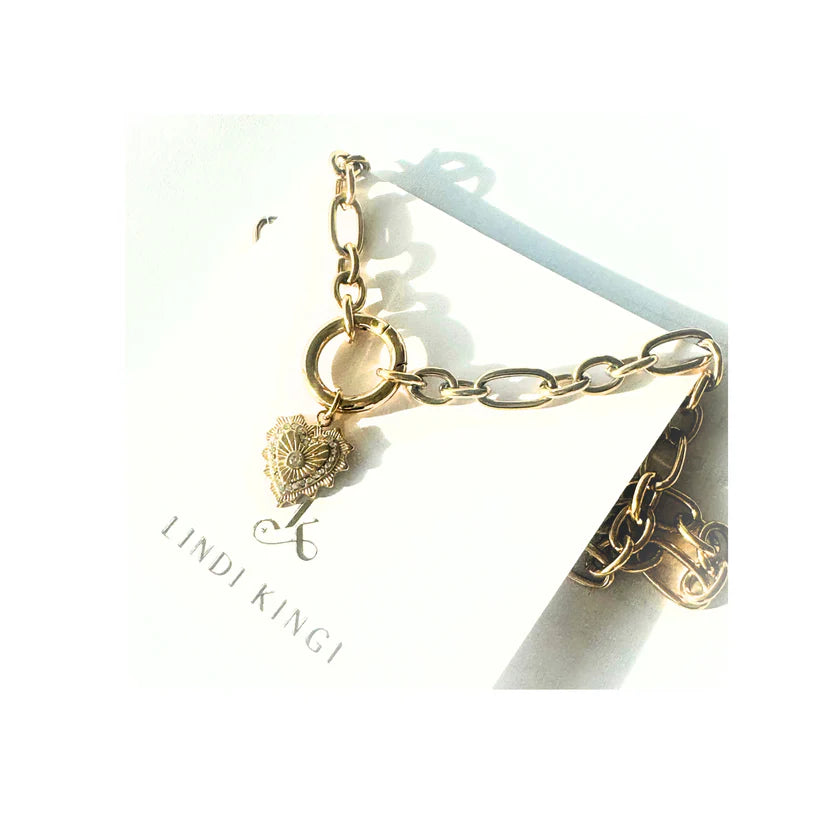 Embellished heart necklace gold