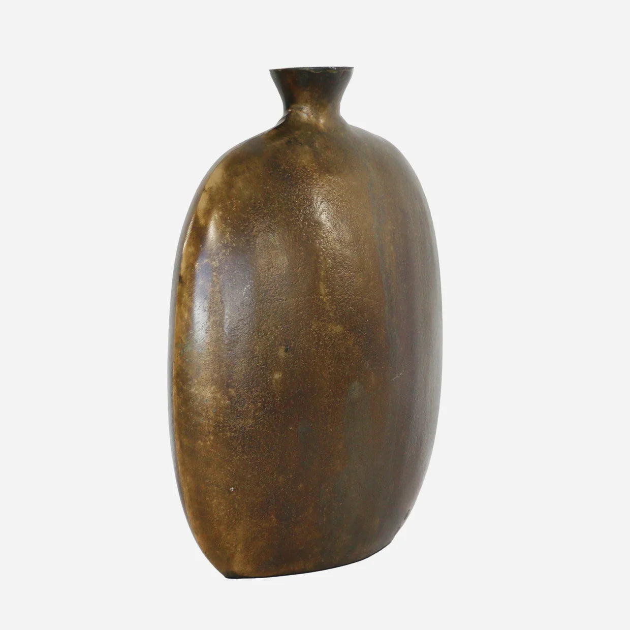 Casablanca med urn vase reactive brass finish
