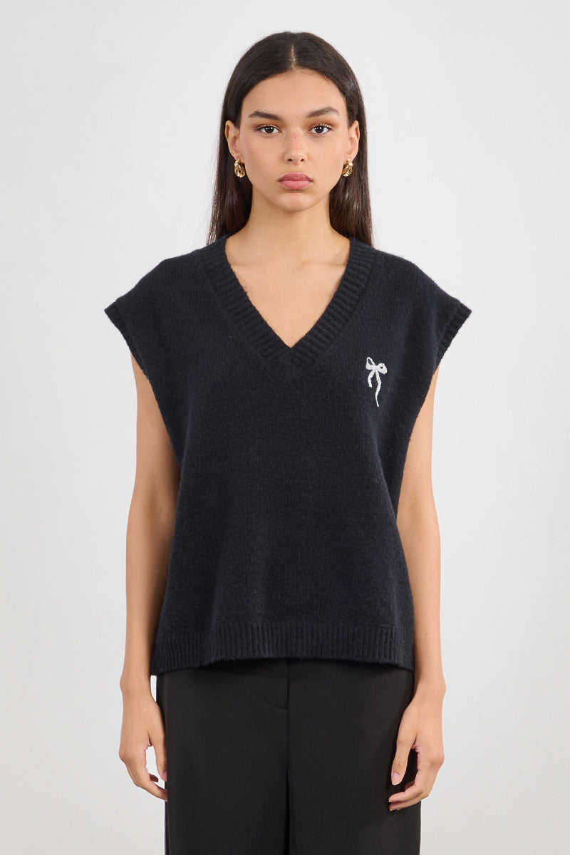 Lili Sidonio Knitted Sleeveless Sweater Black