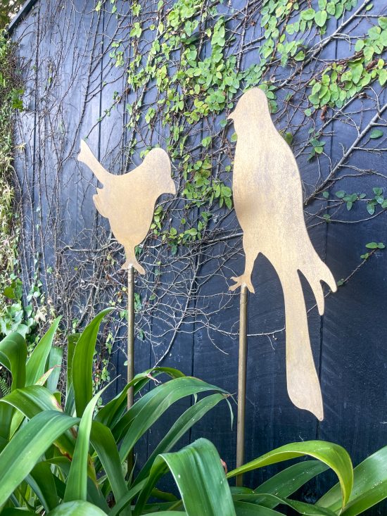 Metal bird on spike - Large