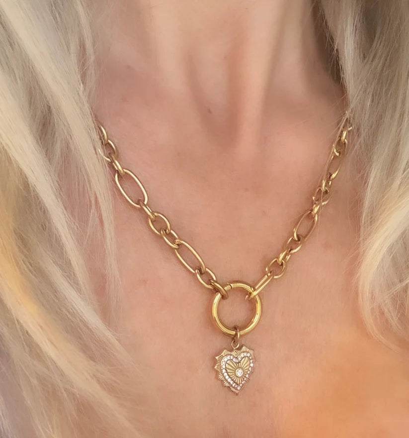 Embellished heart necklace gold
