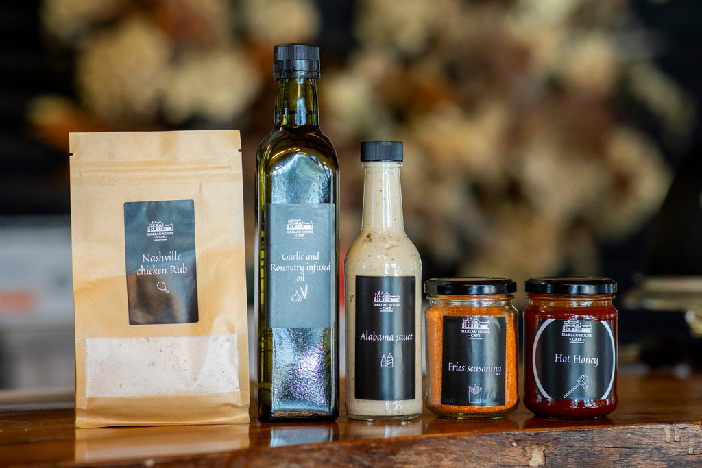 Harlau House Café Garlic & Rosemary infused Oil