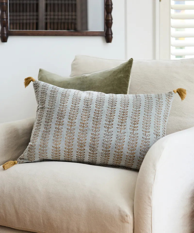 Leaf handblock velvet cushion