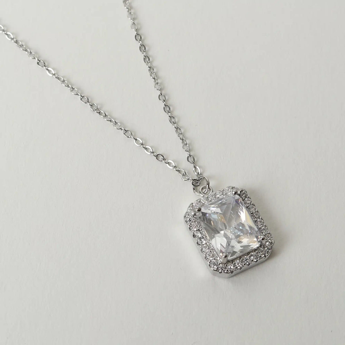 Therma Necklace