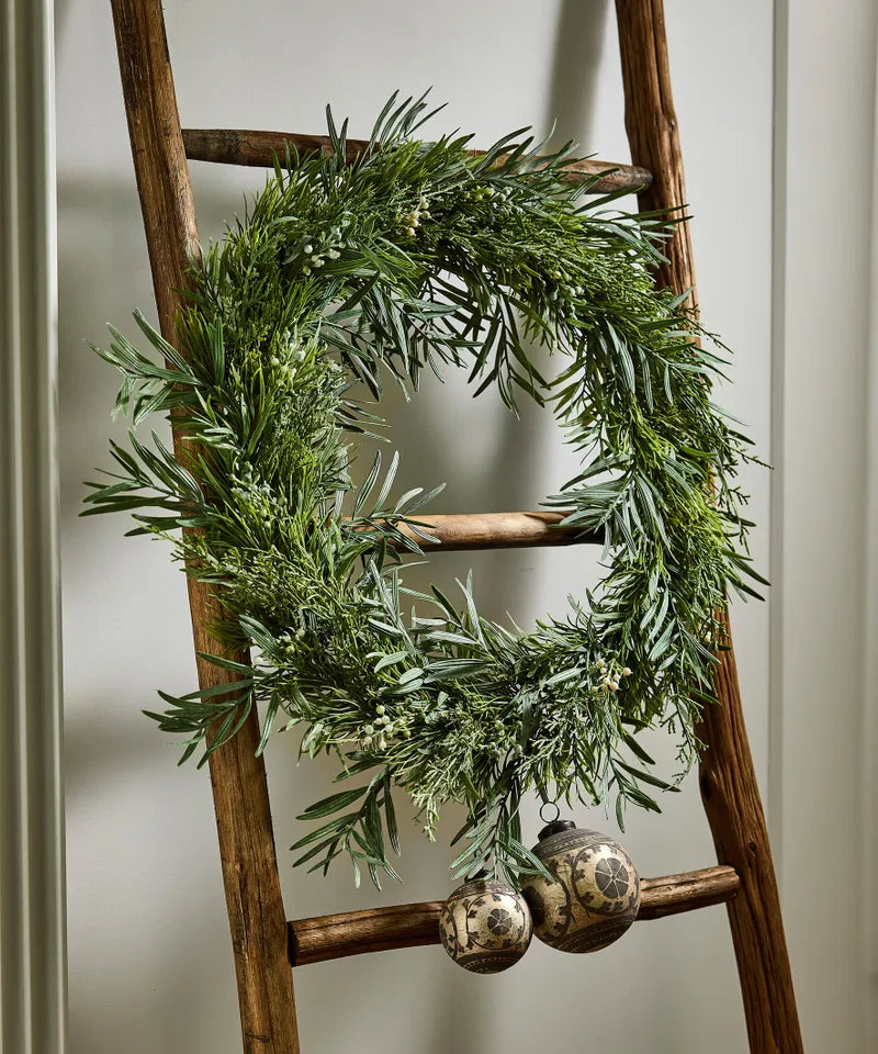 Mixed Silver Green Wreath 50cm
