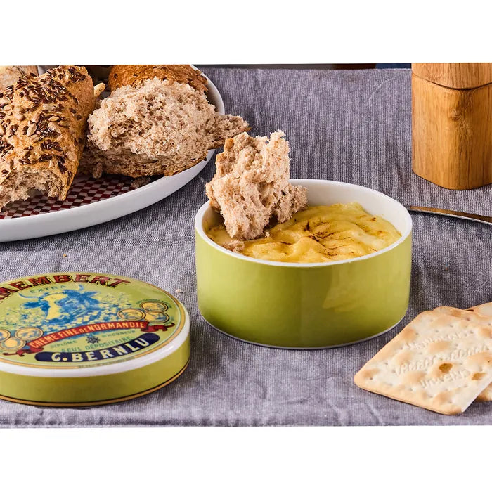 BIA  Camembert Baker Cow