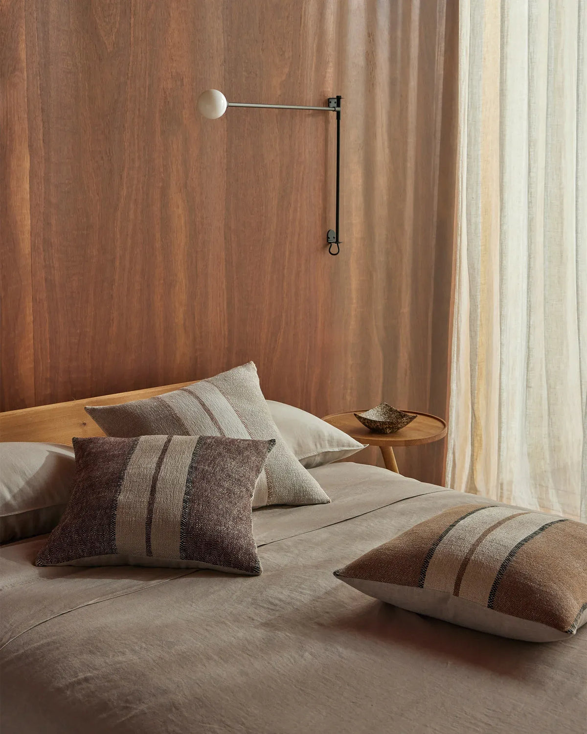 Ottavio cushion mulbery