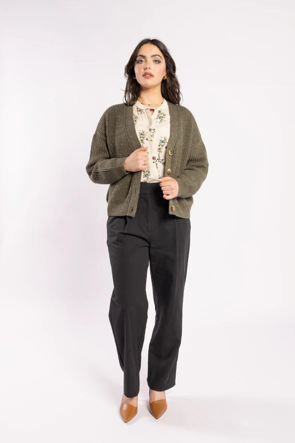 Drama The Lable Taffy Cardi Olive Green
