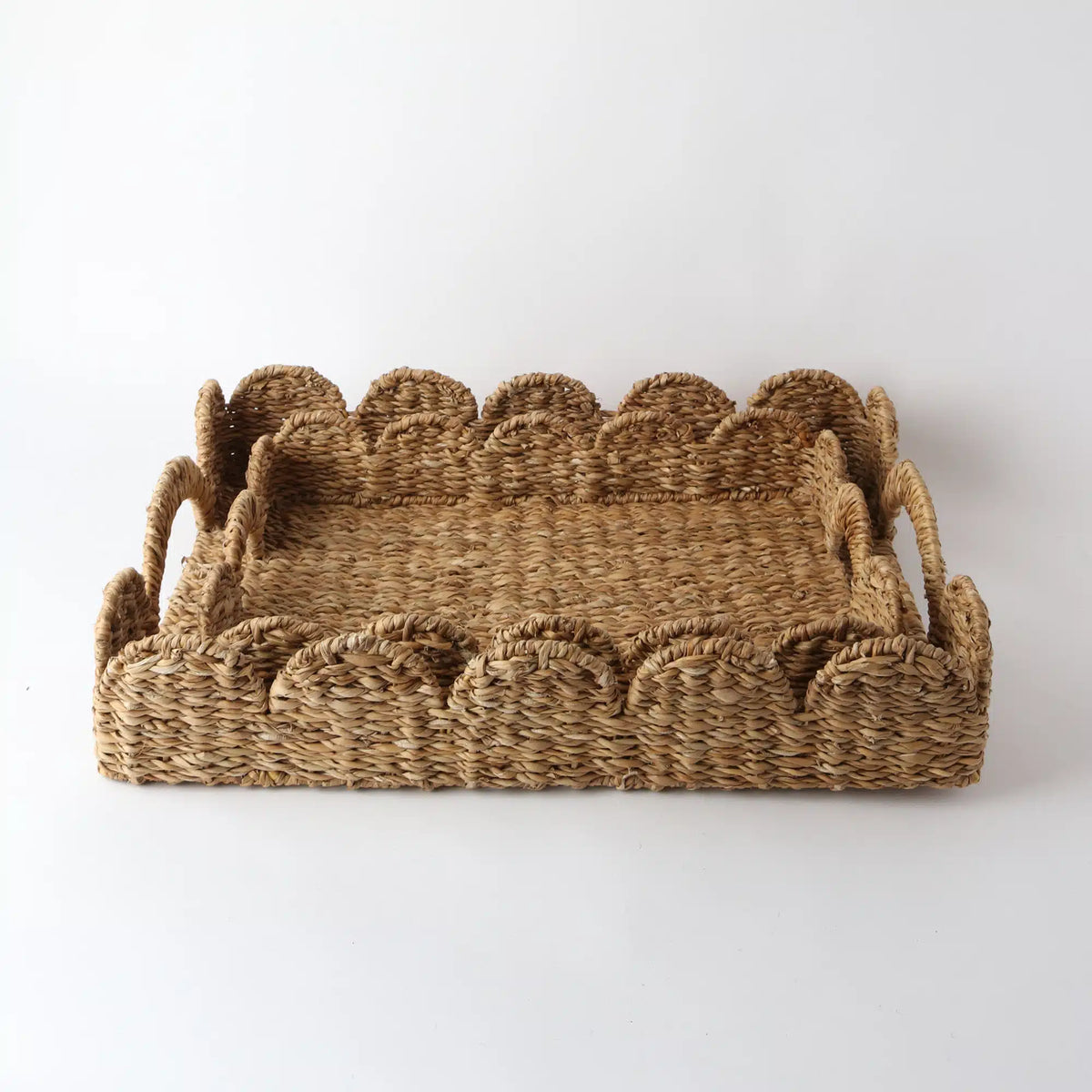 Rectangle Scalloped Seagrass Trays