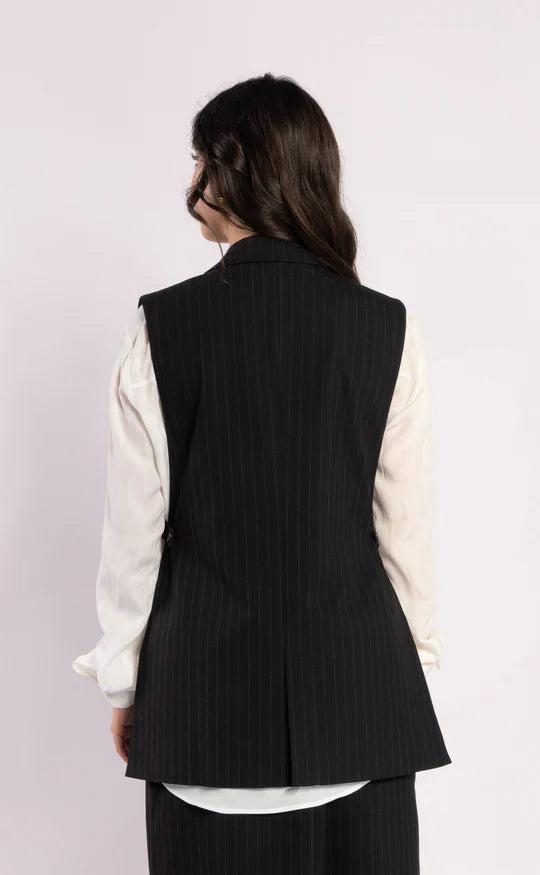 Drama Au Lait Waistcoat