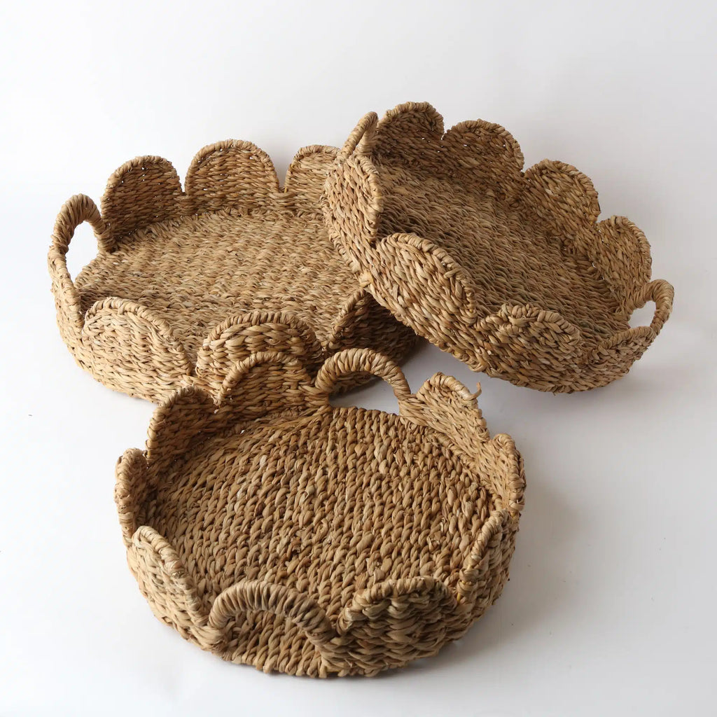 Seagrass Scallop Trays